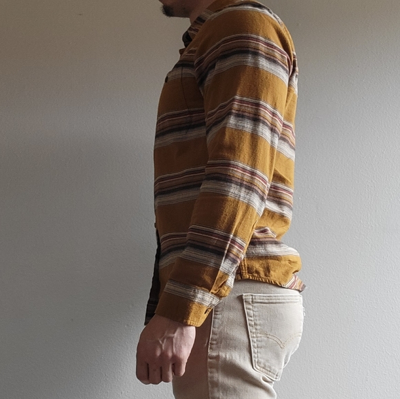 Flannel - Picture 2 of 4